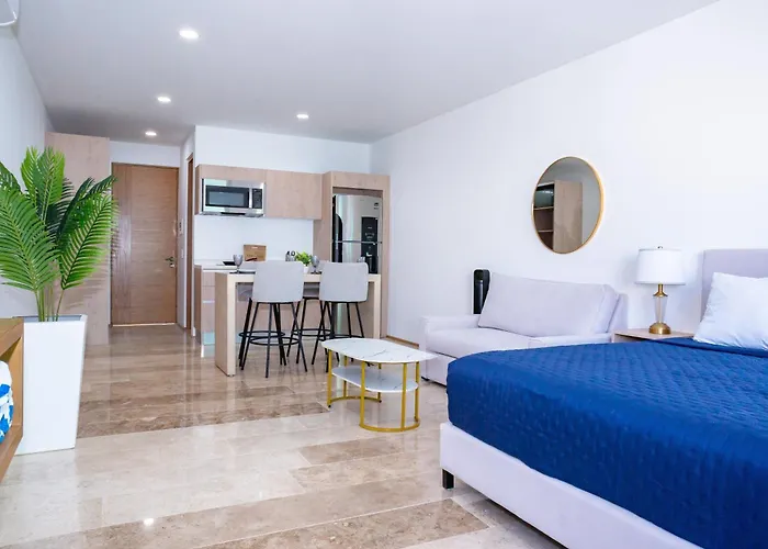 Menesse Town Tower 202 * Playa del Carmen