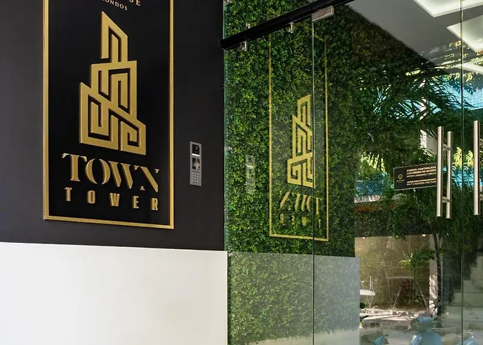 Menesse Town Tower 202 Playa del Carmen