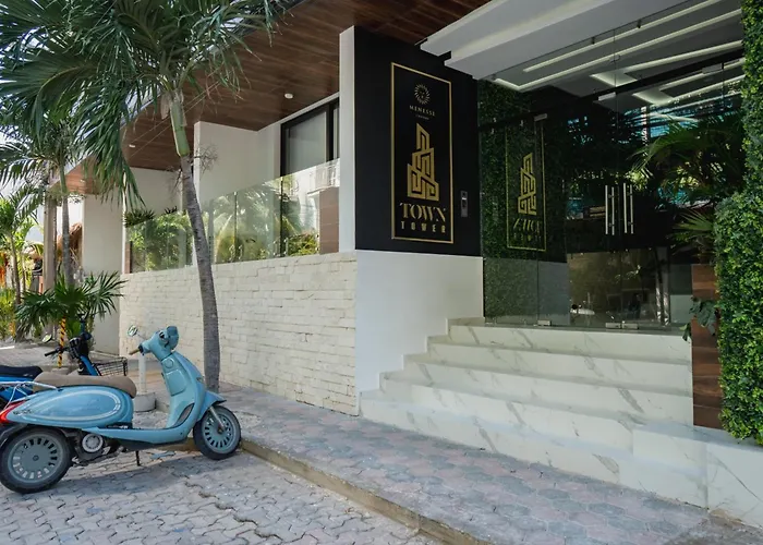 Menesse Town Tower 202 * Playa del Carmen