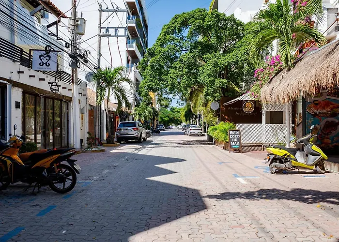 Menesse Town Tower 202 Apartamento